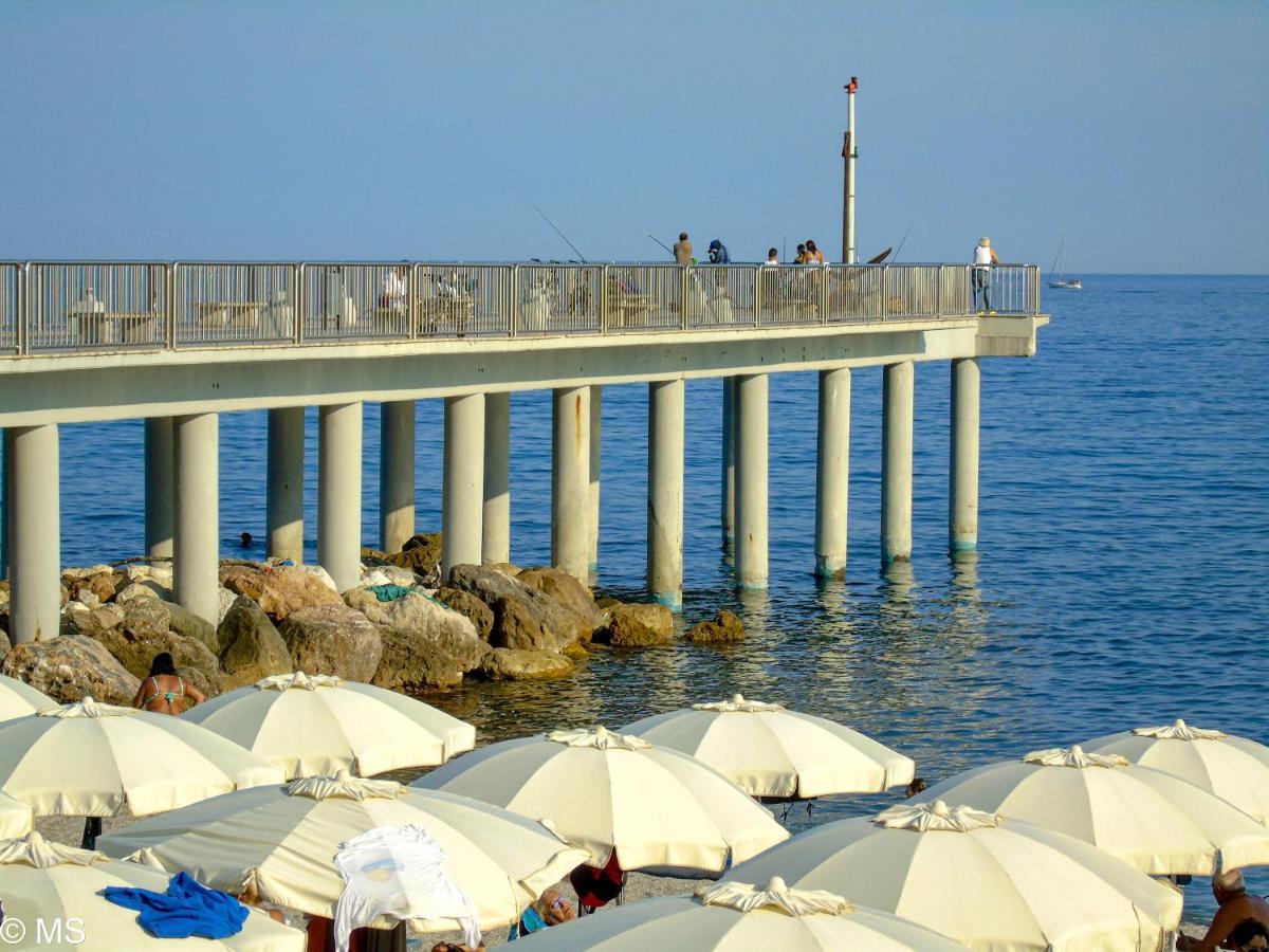 Pietra Home, Posto Auto, Ac ,Wifi, 150Mt Dal Mare Pietra Ligure Εξωτερικό φωτογραφία